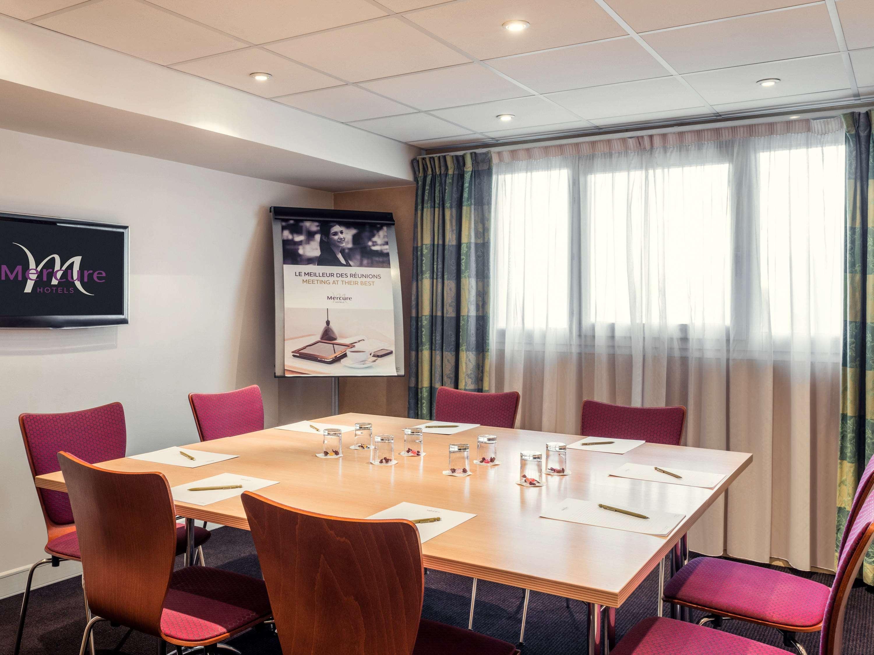 Mercure Paris Porte D'Orleans Монруж Экстерьер фото