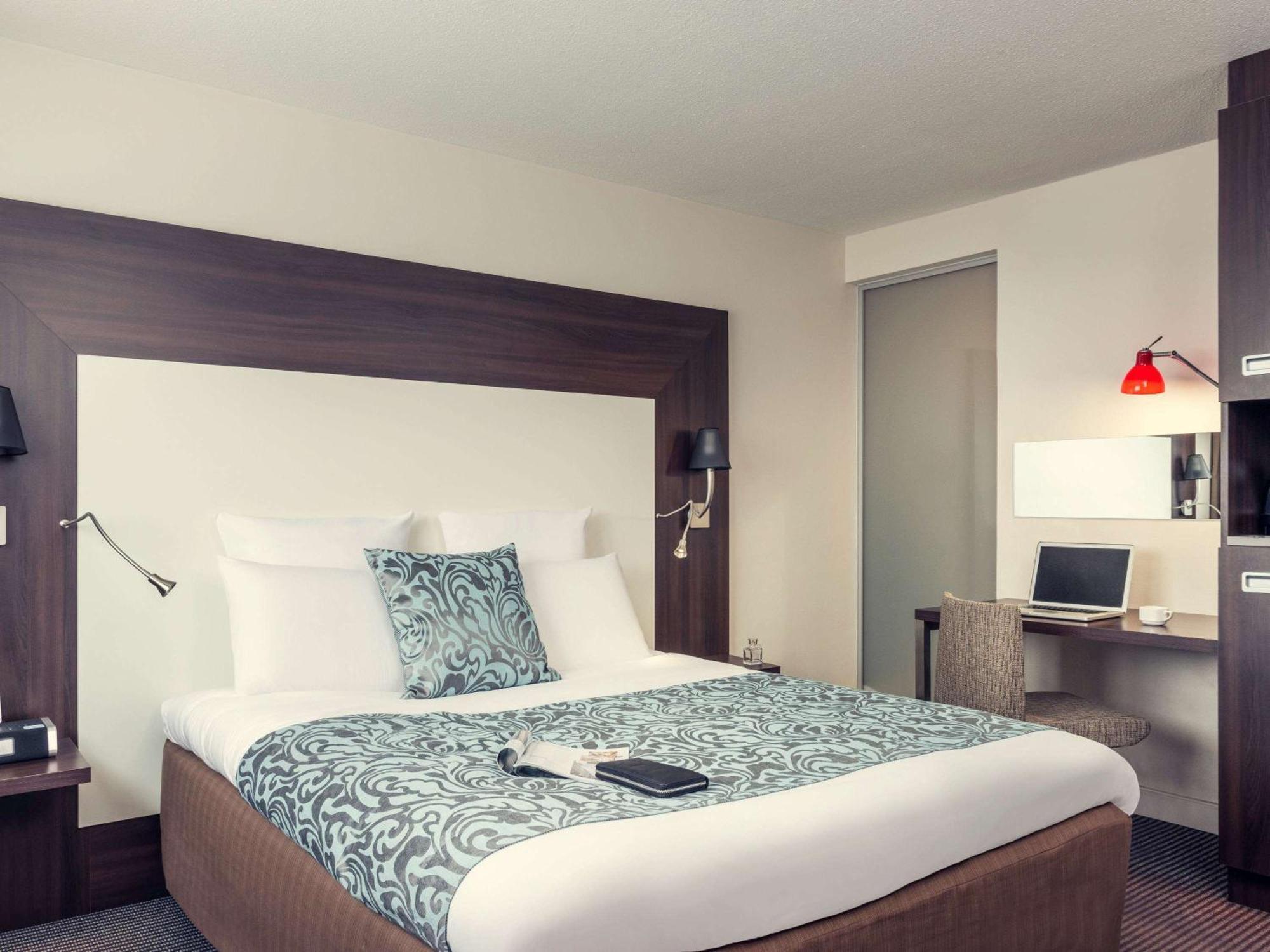 Mercure Paris Porte D'Orleans Монруж Экстерьер фото