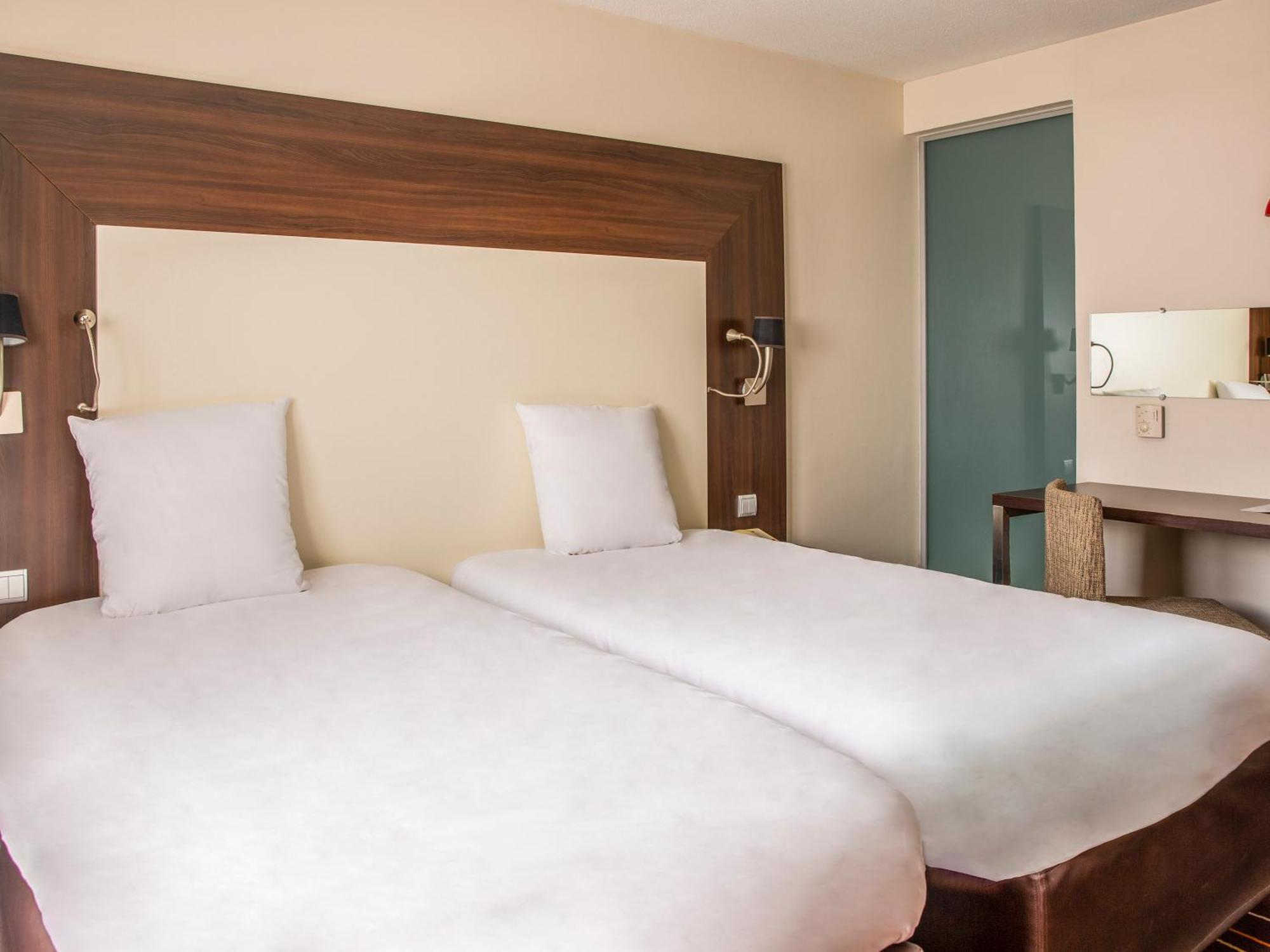 Mercure Paris Porte D'Orleans Монруж Экстерьер фото